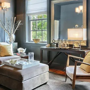 Romancing The Jones Apartment